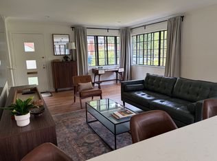 310 Linden Ave, Wilmette, IL 60091
