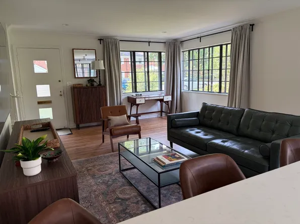 310 Linden Ave, Wilmette, IL 60091