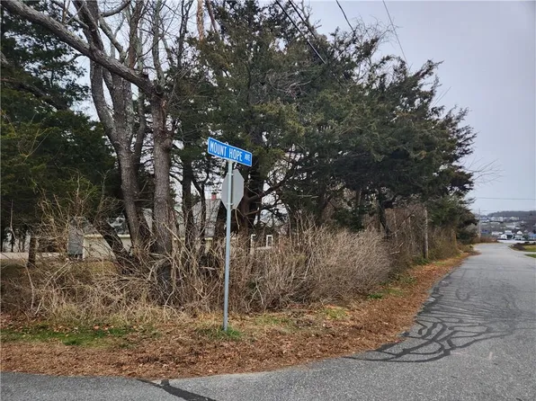 0 King Phillip St, Portsmouth, RI 02871