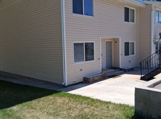 1000 Indian Hills Dr, Green River, WY 82935