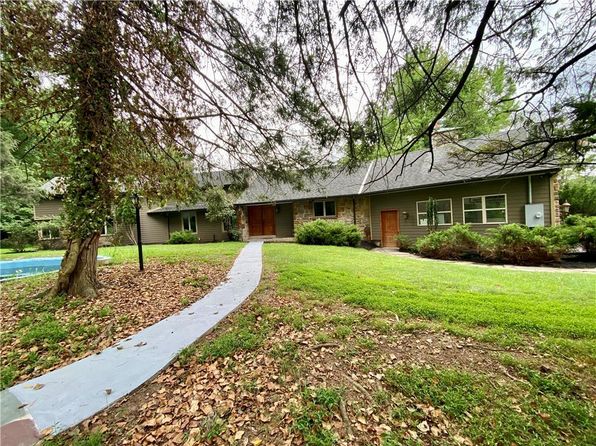 2360 Lehigh Pkwy N, Allentown, PA 18103