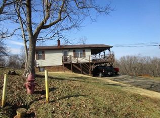 2005 Ridgelawn Dr, Kenova, WV 25530
