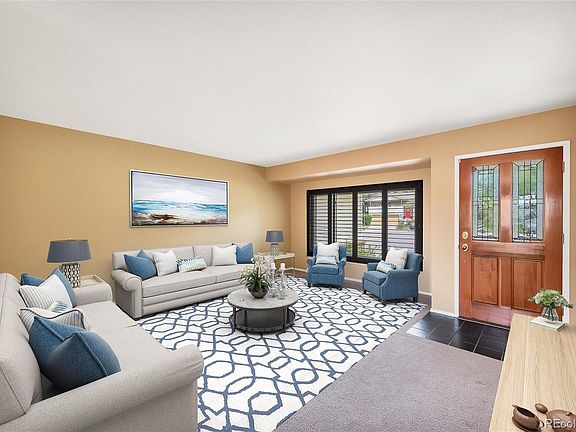 4th image of 4135 S Vincennes Court
