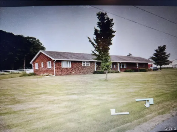 3680 Weller Rd, Cato, NY 13033