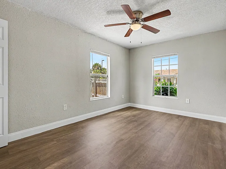 5105 N Rohn Ave #5105 — Photo 19