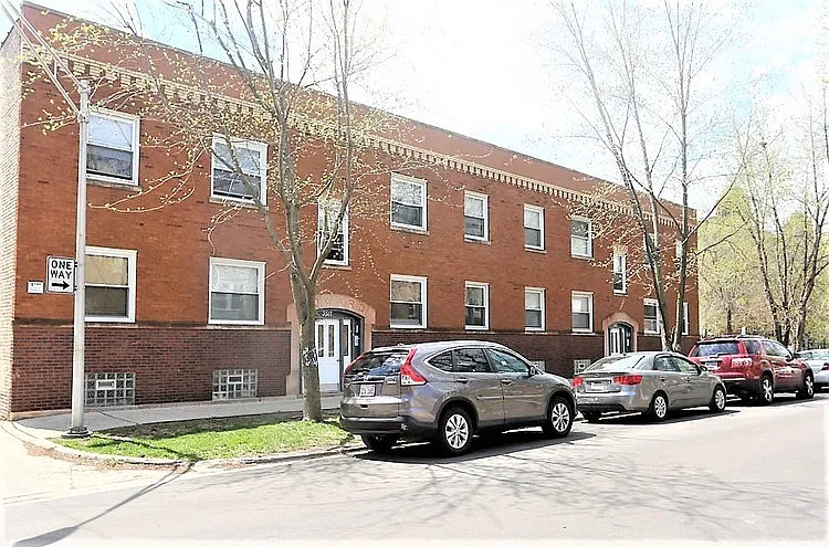 3517-21 W Grace St #1W — Photo 17