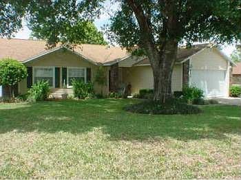 1st image of 411 Tranquille Oaks Dr
