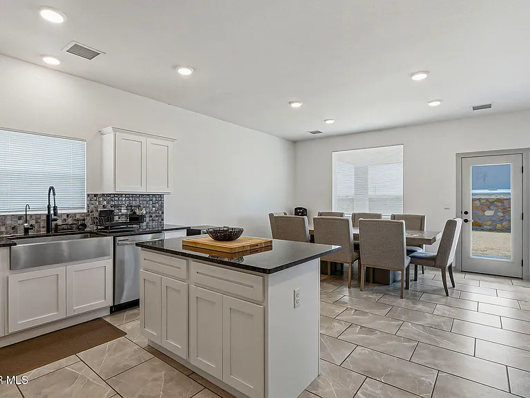 3601 Hill Sand Pl — Photo 10