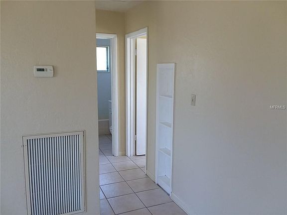 4th image of 21066 Gephart Ave