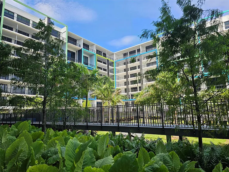 4400 Sunrise Blvd #S2-A — Photo 3
