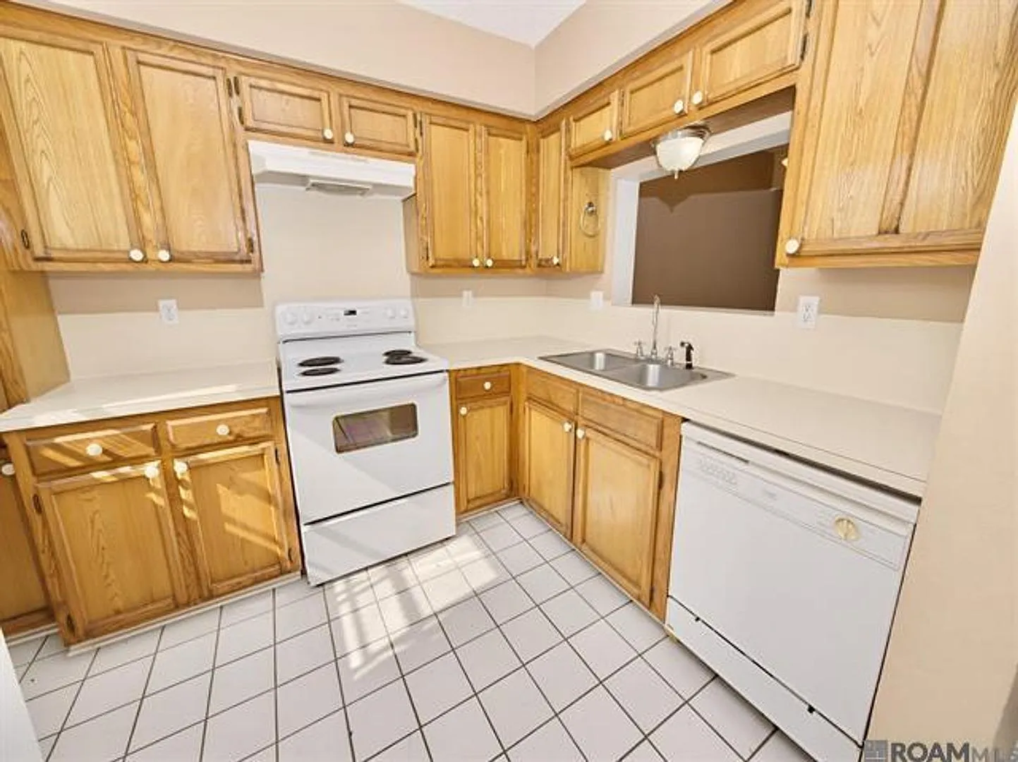 Two Bedroom Townhouse in Zachary — Photo 3