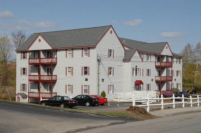 1st image of 7 Railroad Ave APT 205