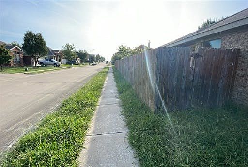 5th image of 720 Lakeview Dr