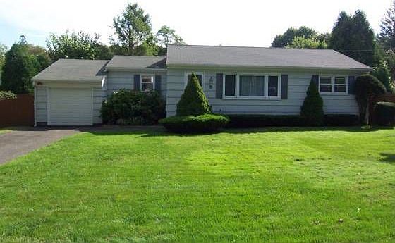1st image of 5 Garden Ave
