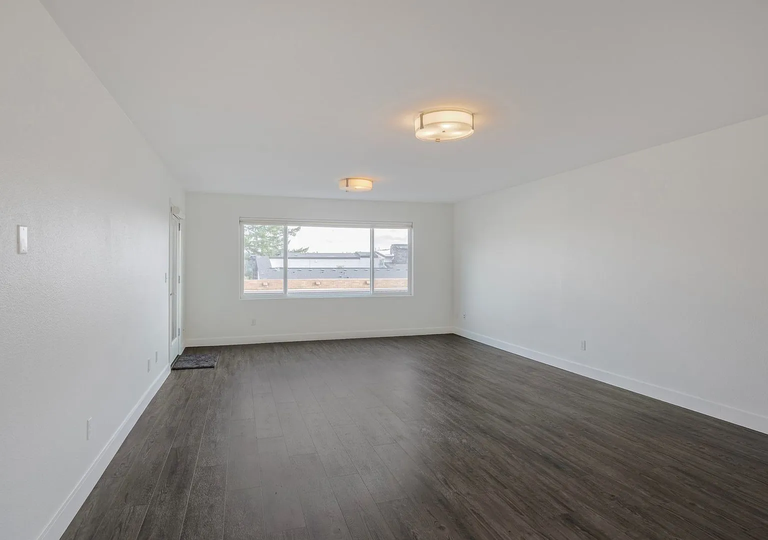 750 1st Street Unit A9 Lake Oswego, OR 97034 — Photo 2