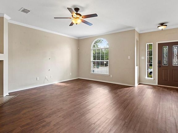 5th image of 6121 Goldenrod Dr