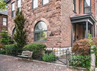 553 S 5th St, Columbus, OH 43206