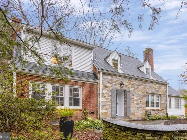 3017 Military Rd, Arlington, VA 22207