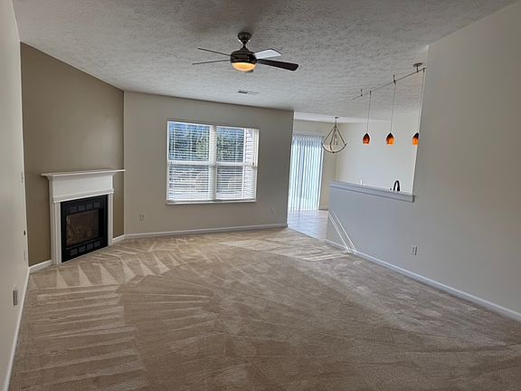 Living Room. (Fireplace is not for use)