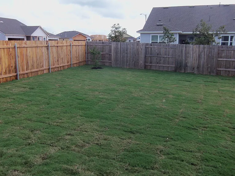 303 Cold Springs Loop — Photo 11