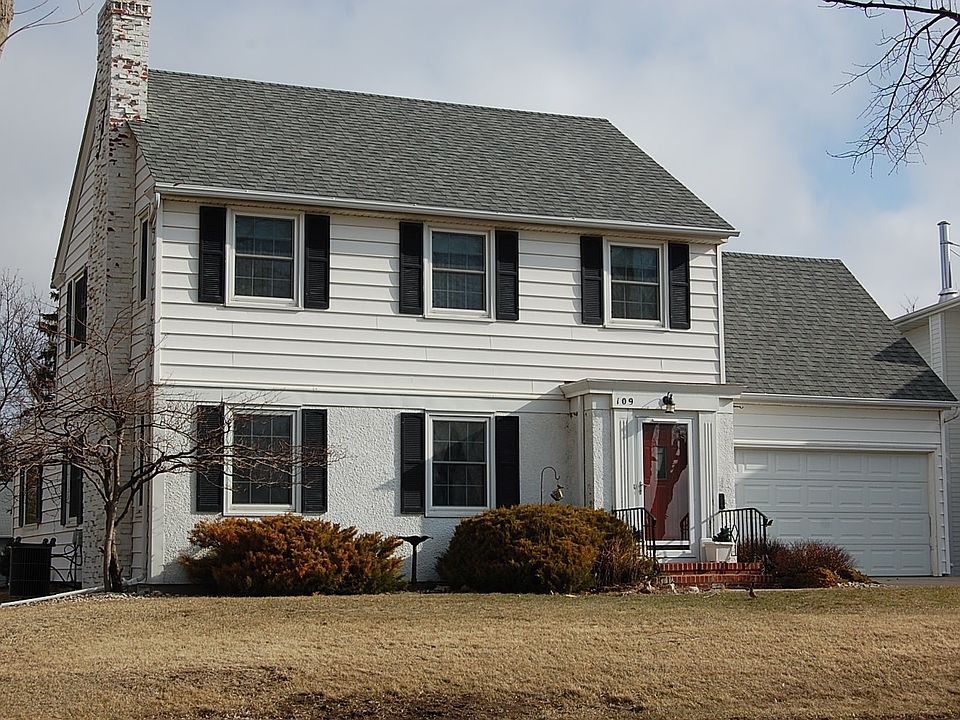1st image of 109 Lake Ave