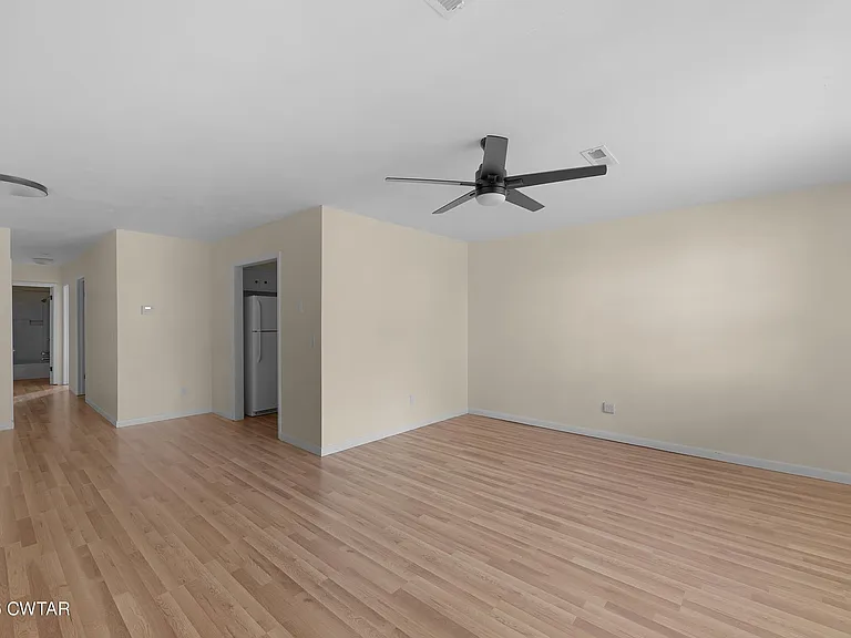 1137 Argus St #4 — Photo 6