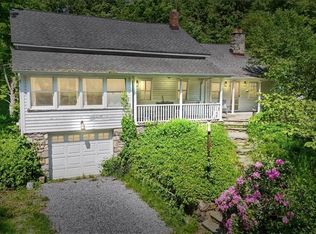 360 Peekskill Hollow Rd, Putnam Valley, NY 10579