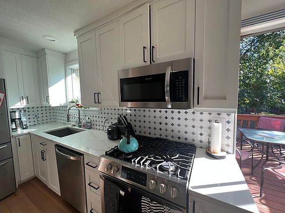 2nd image of 3174 E Barnwood Bay