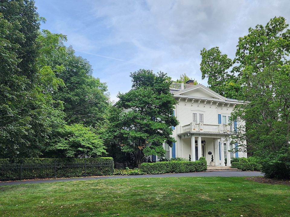 2nd image of 200 William Dr