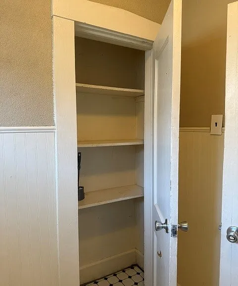 643 Howell St — Photo 10