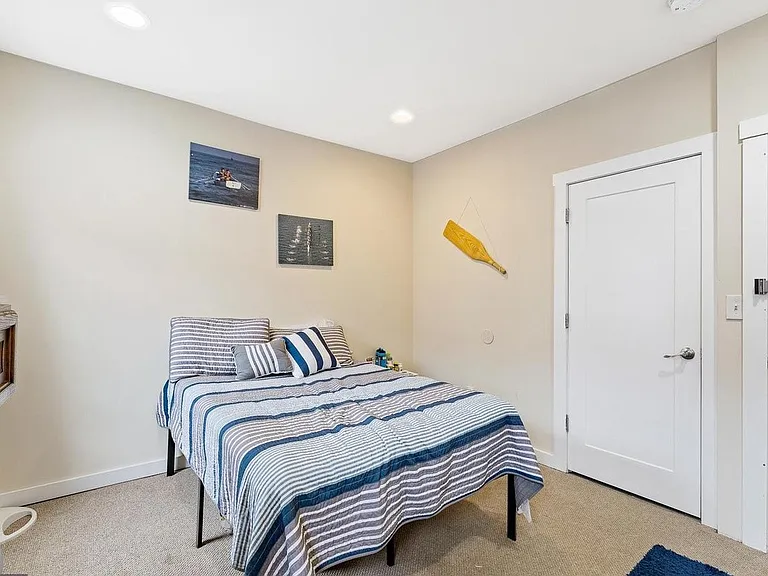 1718 N Gratz St — Photo 19