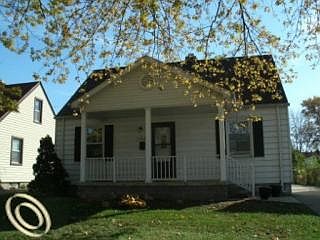 1st image of 17266 Wood St