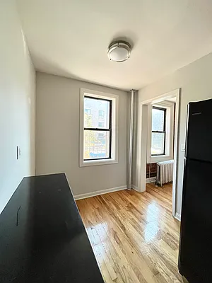 Rented by BRICK & GALO REALTY CORP | media 23