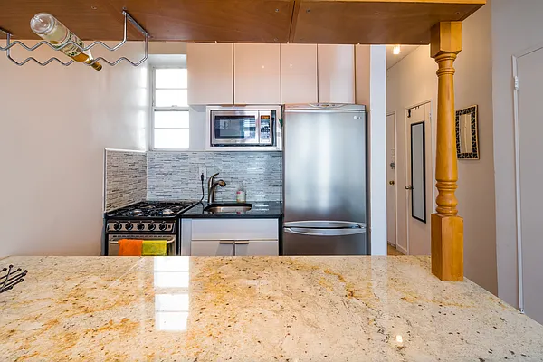 Sold by Samuel Realty Group LLC | media 6