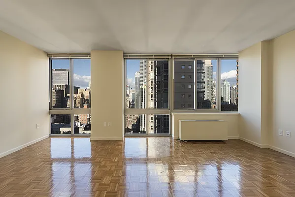 Rented by Chelsea Tower | media 4