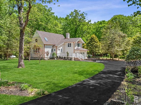3rd image of 34 Miller Rd