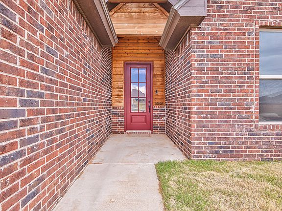 4th image of 10504 Avenue X