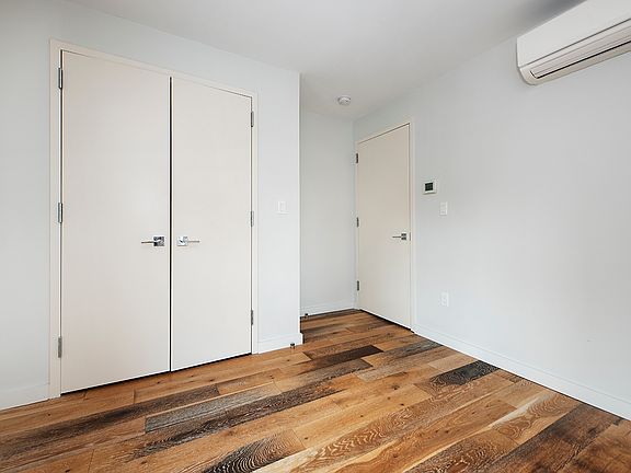 3rd image of 945 Bergen St #108