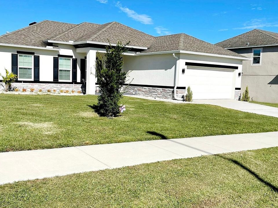 1st image of 2028 Barstow Ln