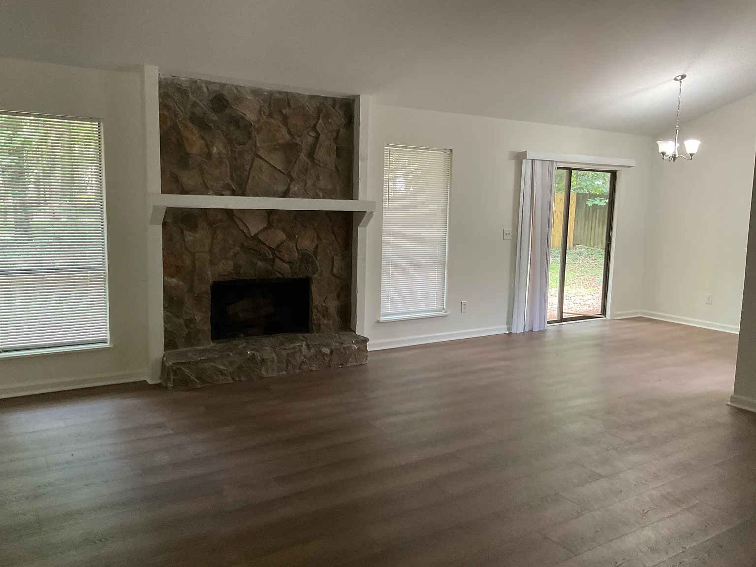 4 bed, 1616 sqft, $1,500 — Photo 4