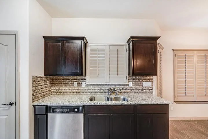 11608 Grotto Bay Ct — Photo 10