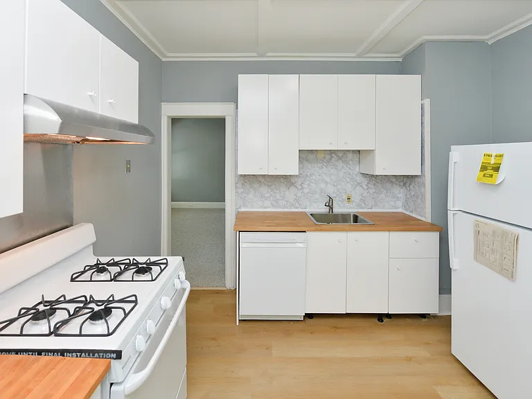 99 E Hunter Ave #1 — Photo 7