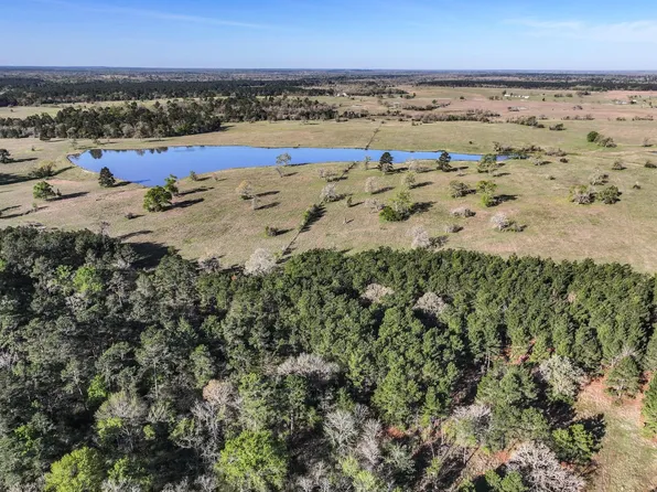 Round Prairie Rd, Huntsville, TX 77320