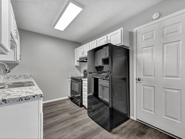 fayetteville-arkansas-448576526 picture