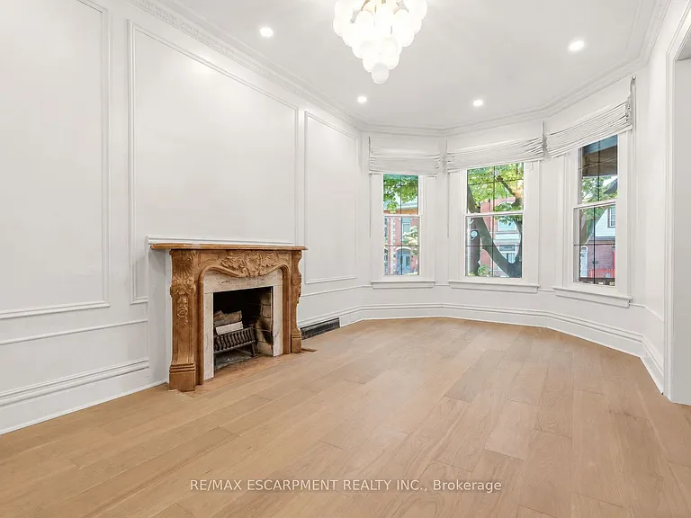 131 Markland St — Photo 19