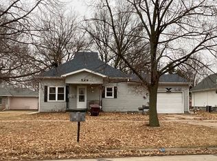 529 Union Ave, Hebron, NE 68370