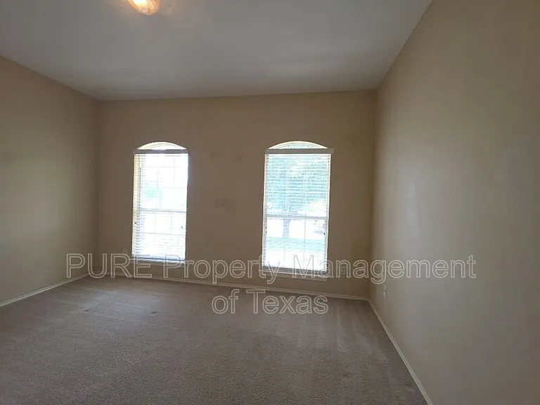 2609 Butler Way — Photo 34