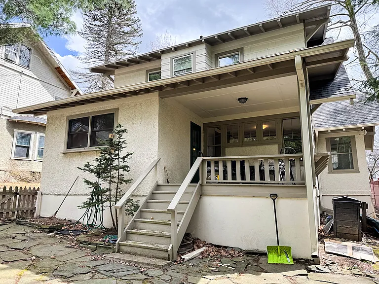 118 Wait Ave — Photo 30