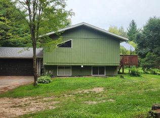 W5213 Newport Ln, Merrill, WI 54452
