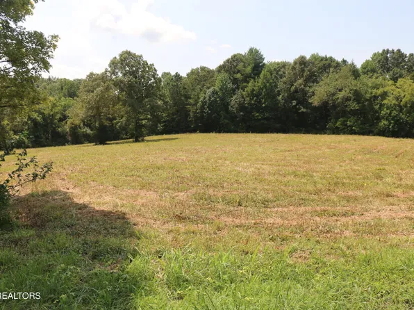 76 Chestuee Ave, Englewood, TN 37329